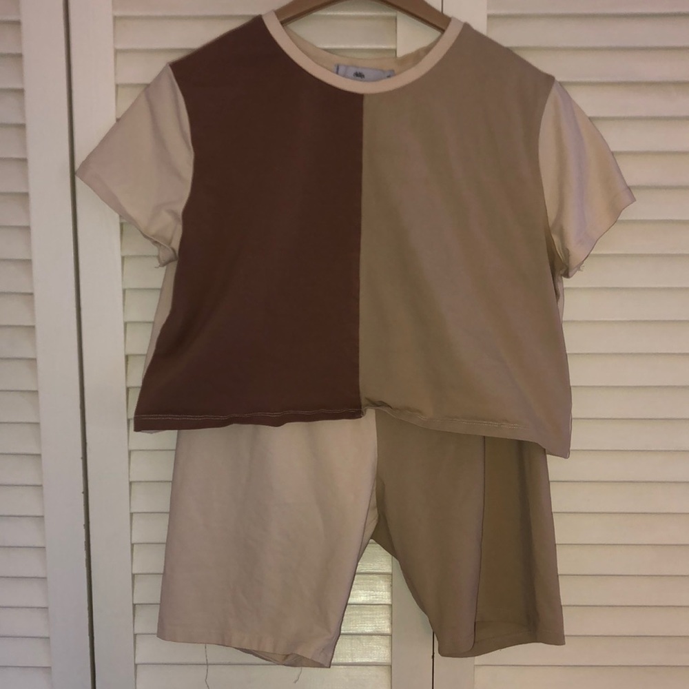Adika color block set